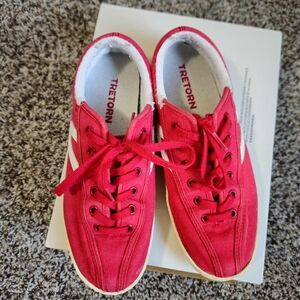 TRETORN Nylite Plus Canvas Red Size 6